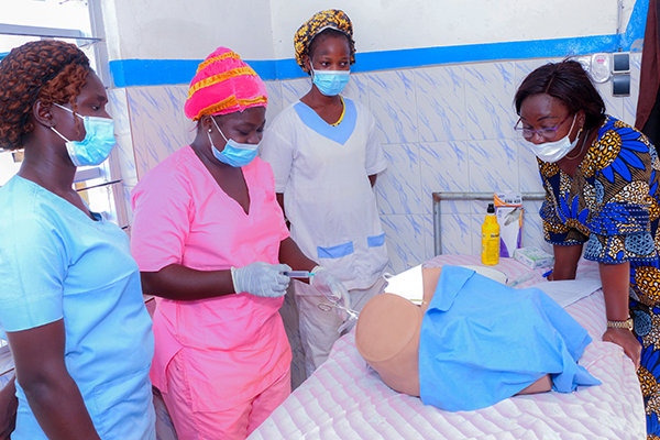 Training nurses in Benin.